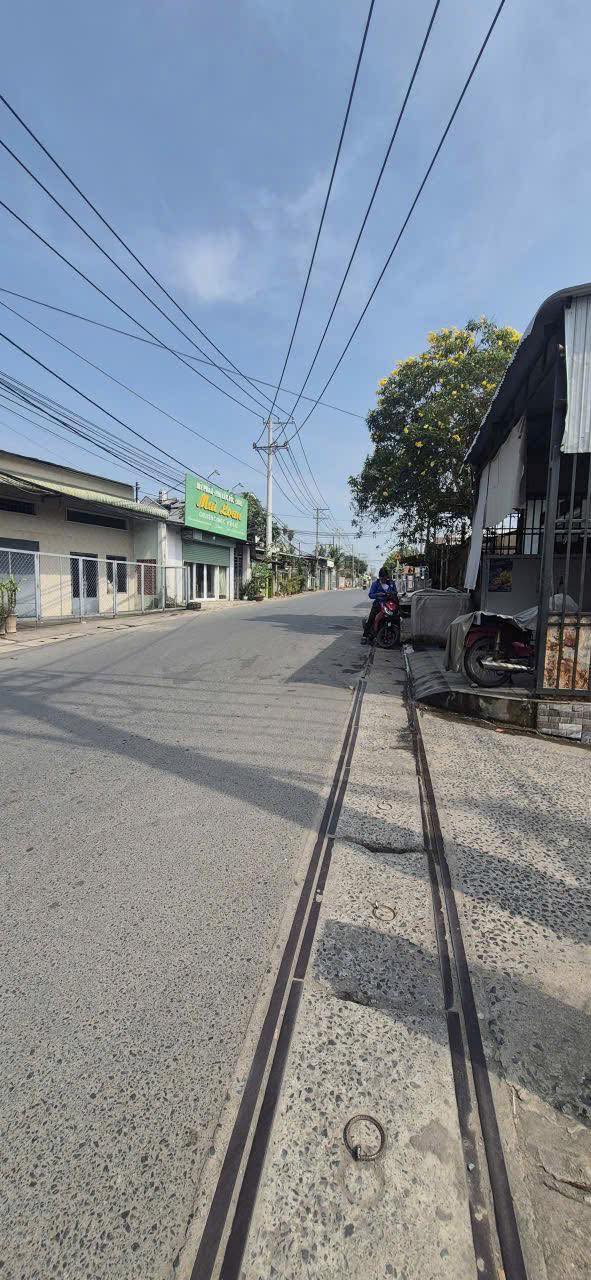 Nhà Mặt Tiền Kinh Doanh Hà Phát, Biên Hòa - 240m² Sổ Riêng