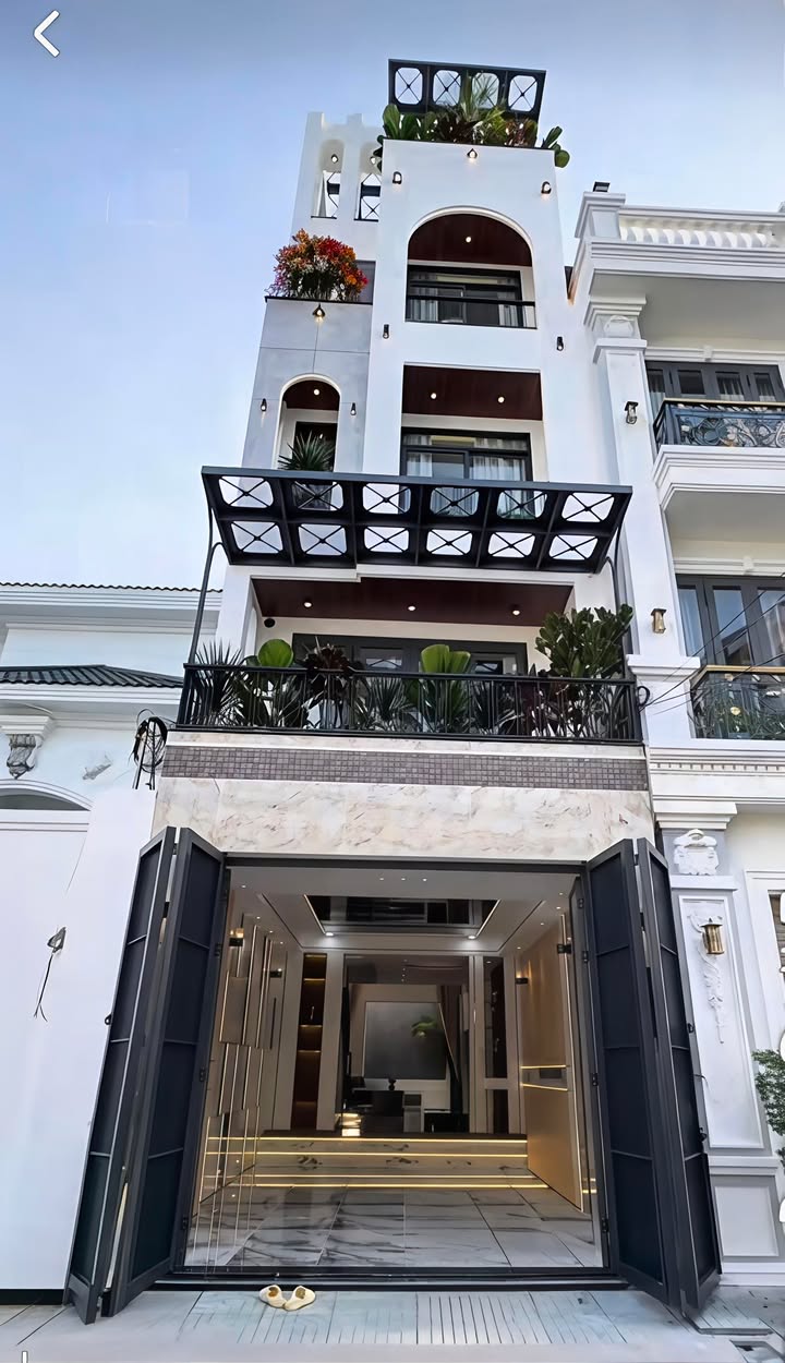 Nhà riêng Phố Ngọc Lâm 50m² 11 tỷ - Ô tô vào tận nhà!