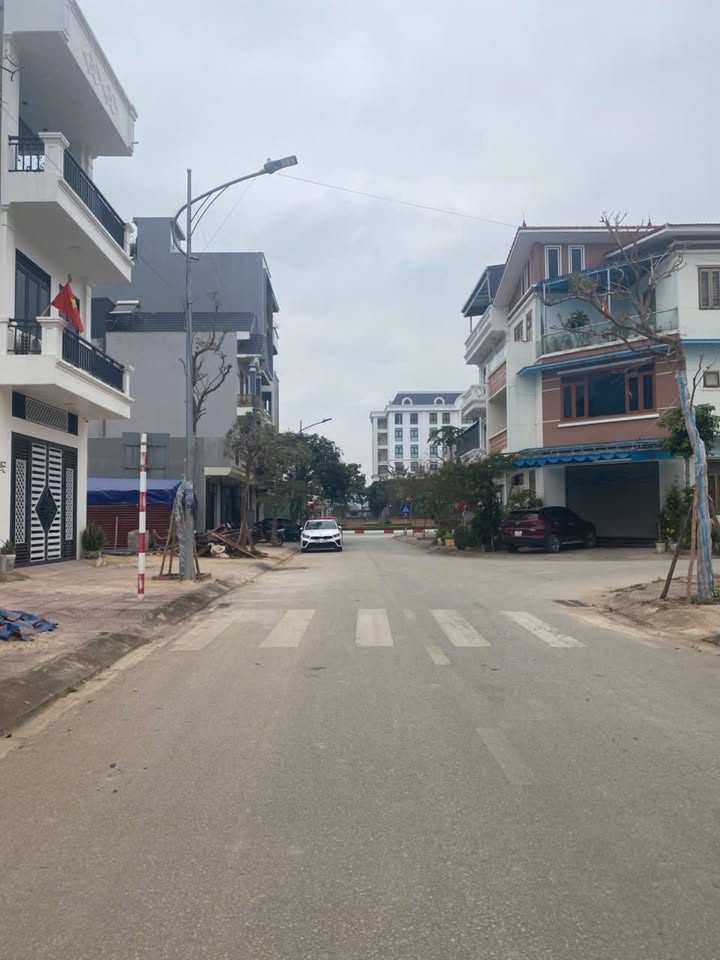 Bán đất nền Mai Pha, Lạng Sơn 84m², mặt tiền 8m - Vị trí kinh doanh đắc địa