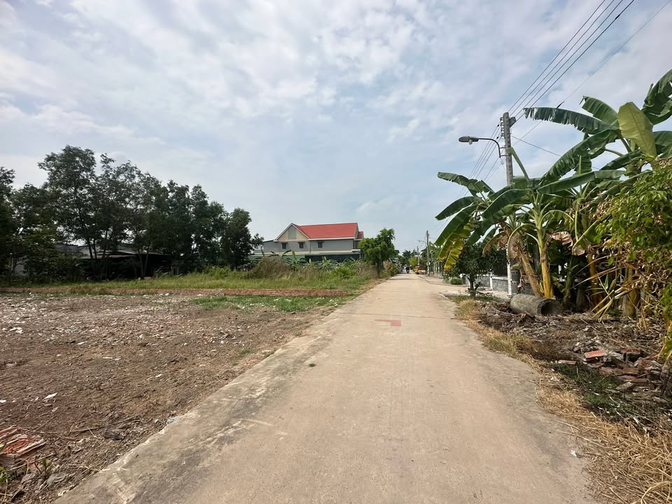 Đất nền Nhơn Trạch 100m² 4 tỷ - Pháp lý rõ ràng, sổ hồng trao tay!