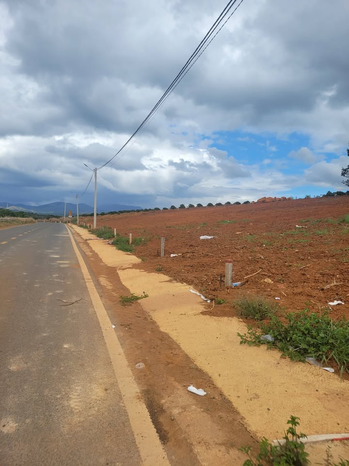 Đất nền Đinh Văn Lâm Hà 210m² giá 639 triệu - Sổ đỏ chính chủ