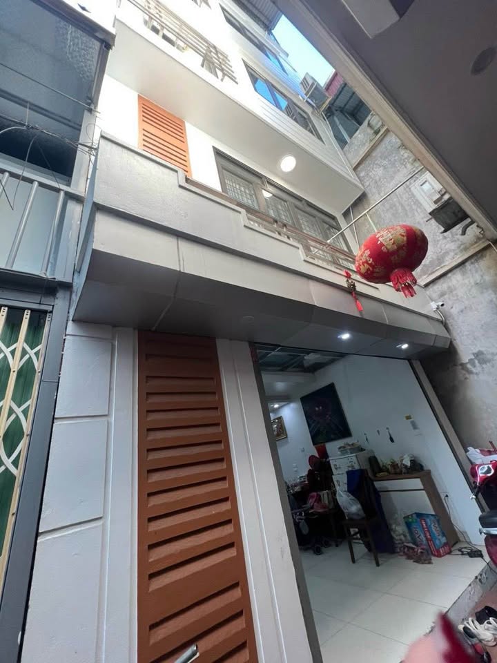 Nhà riêng P. Long Biên 42m² - Full nội thất, giá tốt!