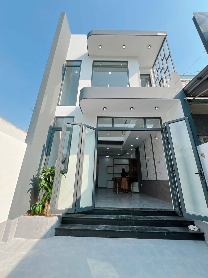 Nhà Mới Hoàn Thiện Cần Giuộc - 95m² - 3PN - Sổ Đỏ Sẵn Sàng