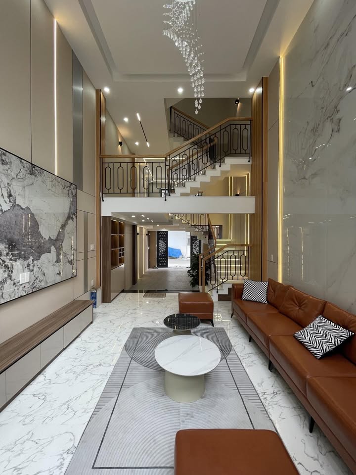 Nhà Đẹp 70m² Đường TL03, An Phú Đông, Q12 - Giá 6.68 Tỷ, Sổ Hồng Chính Chủ