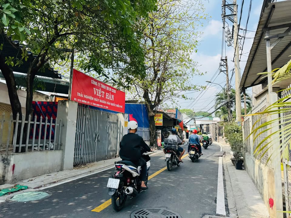 Nhà Mặt Tiền Đường Số 2, Thủ Đức - 190m², 5 Tầng, Giá 12.99 Tỷ