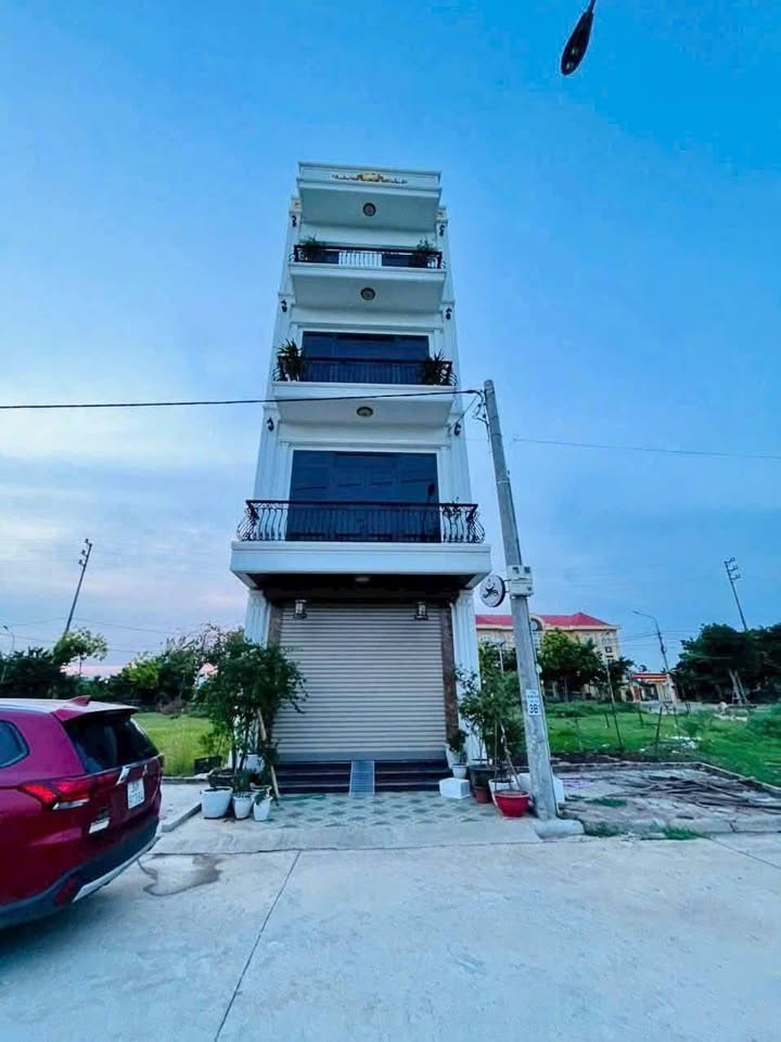 Biệt thự 4 tầng mặt trục chính Ba Vì 65m² - Giá 5 tỷ