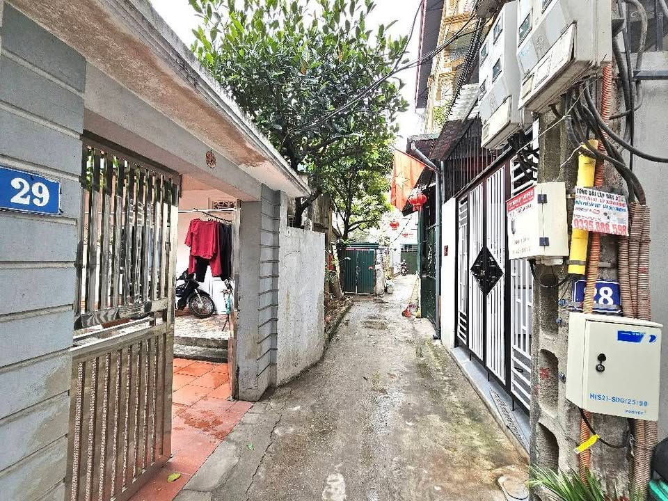 Đất Thạch Bàn, Long Biên 50m² - Sổ đỏ chính chủ, 7.1 tỷ!