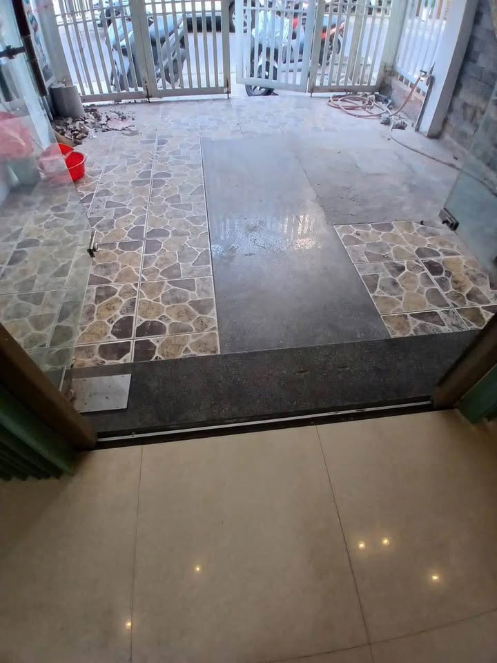 Cho thuê nhà 2 tầng mặt tiền đường Phạm Tu, Đà Nẵng - 80m², 3PN, Sẵn Sàng Ở Ngay