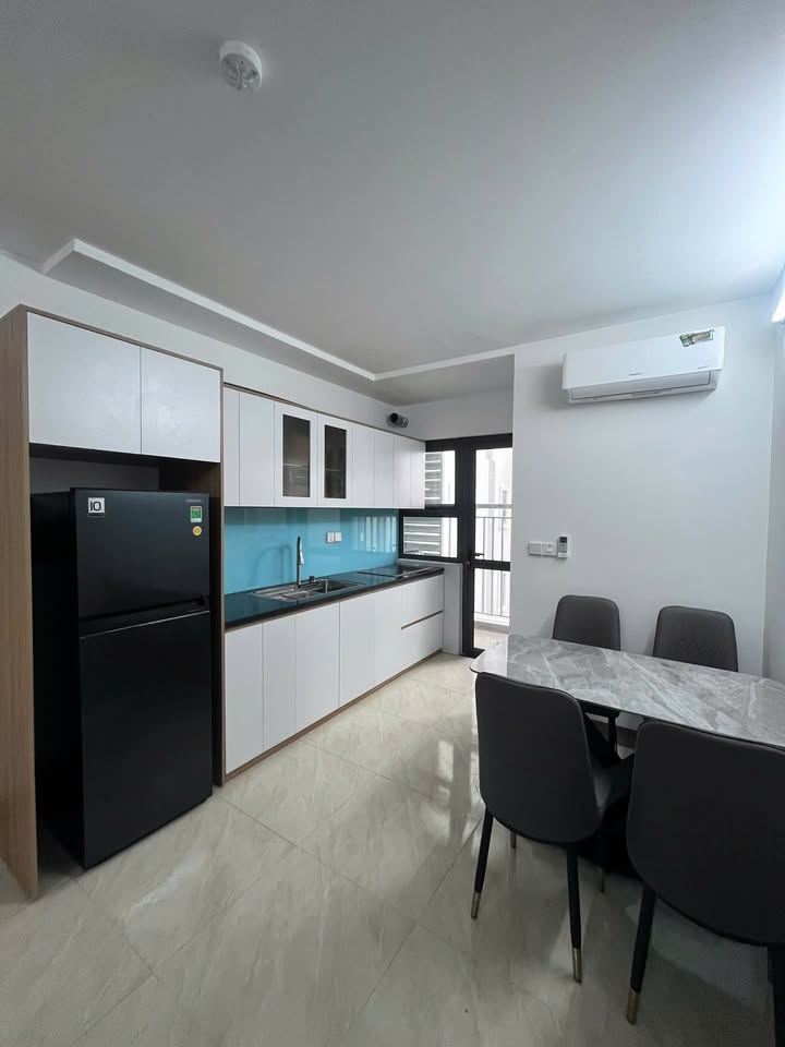 Thuê căn hộ Hillview Võ Cường 2PN 7.5 triệu - Căn góc full nội thất!