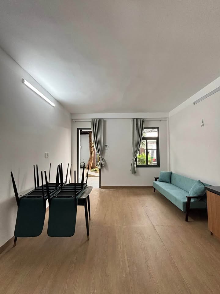 Cho thuê Căn hộ Hẻm Đồng Khởi BMT - Nội thất cơ bản, Giá tốt