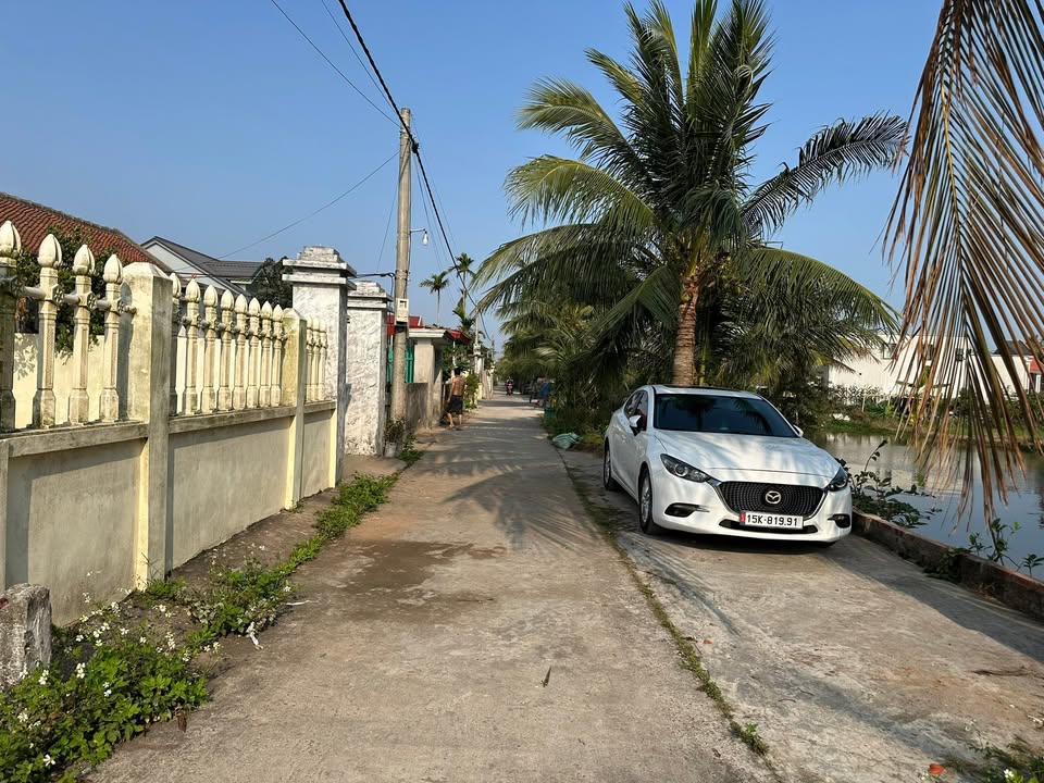 Bán Đất Mặt Kênh 384m² Hùng Thắng, Hải Phòng - 2 Tỷ, Thoáng Mát