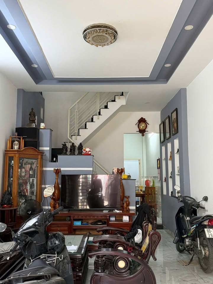 Nhà 2 Lầu 62m² Gần Chợ Long Trường, TP Thủ Đức - Giá 4.15 Tỷ