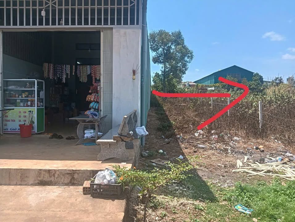 Đất nền Pleiku 200m² - Sổ đỏ chính chủ, đường ô tô 12m!