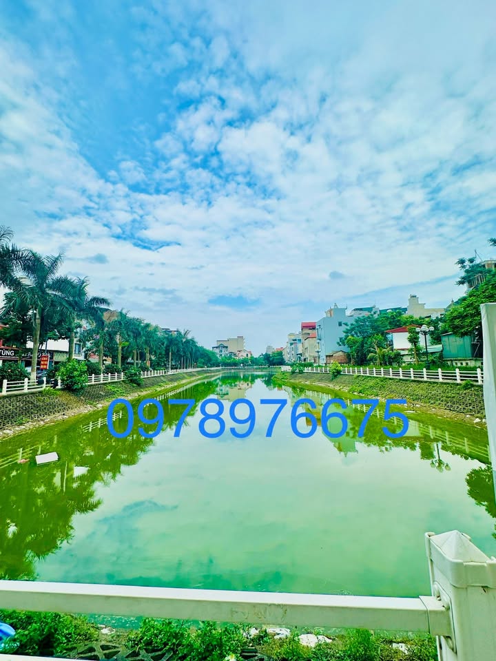 Nhà Mặt Phố Giang Biên 70m² - Kinh Doanh Đỉnh Cao, Sổ Đỏ Nở Hậu