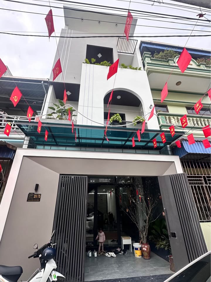 Bán Nhà Phường Hưng Lộc, Nam Định - 78m² Full Nội Thất, Ô Tô Tận Cửa