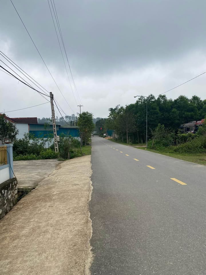 Đất nền Hương Hóa 100m² - Sổ đỏ chính chủ, tiềm năng sinh lời!