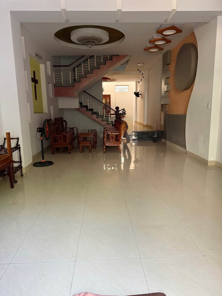 Nhà Mặt Tiền Kinh Doanh Đường 10M5 Hòa Cường Bắc, Hải Châu - 95m², 13.5 Tỷ