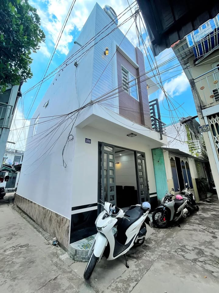 Nhà riêng Ninh Kiều 41m² - 2.5 tỷ - Full nội thất, sẵn sàng ở ngay!