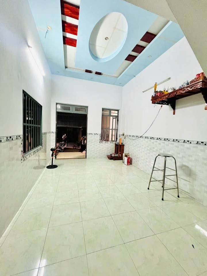 Bán nhà Trảng Dài 150m² giá 1.62 tỷ - Sổ hồng sẵn, sân xe hơi!