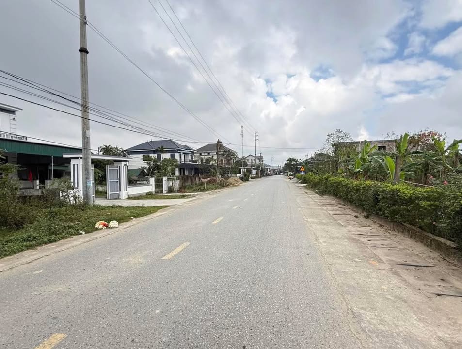 Đất nền Thạch Đài, Hà Tĩnh 121m² - Đường to ô tô, giá F0 chính chủ!