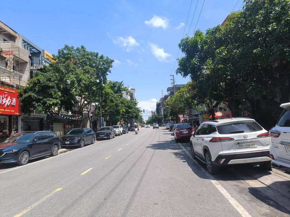 Nhà Phố Ngọc Hân Công Chúa, Bắc Ninh 90m² - Mặt tiền kinh doanh đắc địa!