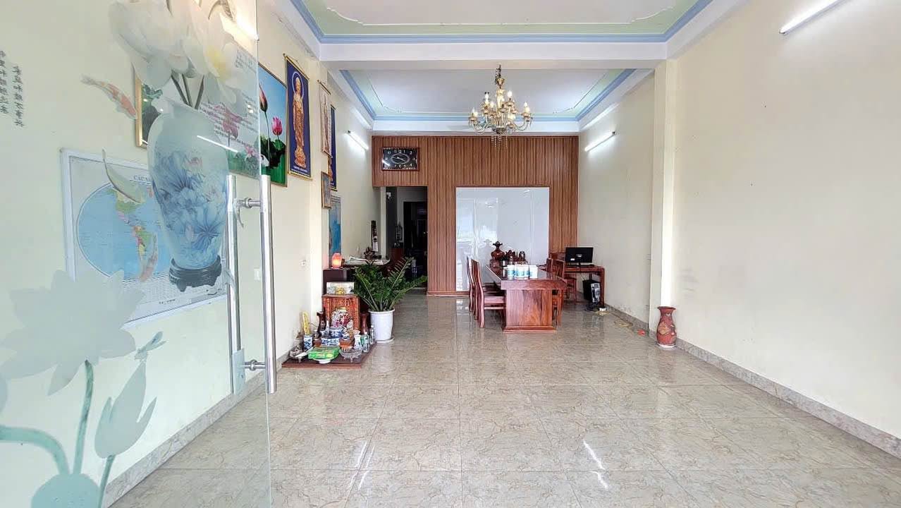 Nhà 3 Tầng Đường D5 Ninh Bình - 76m², Đối Diện Hồ 7 Mẫu, Giá 5 Tỷ