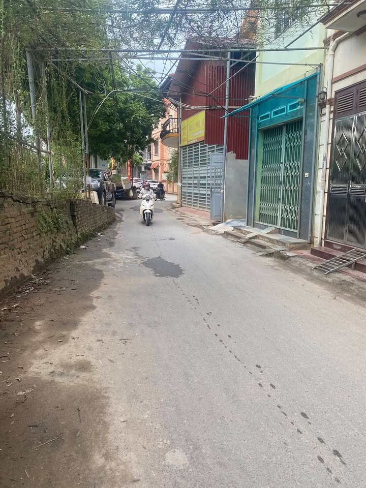 Đất nền Hà Đông 61m² Yên Nghĩa - Sổ đỏ chính chủ, kinh doanh tốt!