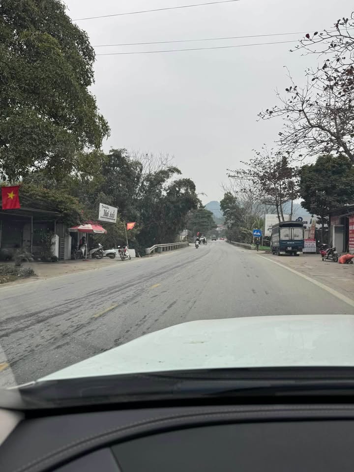 Đất thổ cư mặt tiền QL37, TP Tuyên Quang - Kinh doanh đắc lợi, 242.5m²