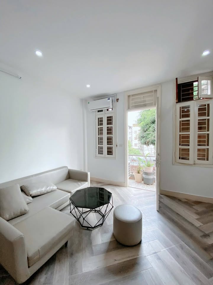 Căn hộ Hoàng Hoa Thám 60m² giá 6.5 triệu - Tầng cao thoáng mát!