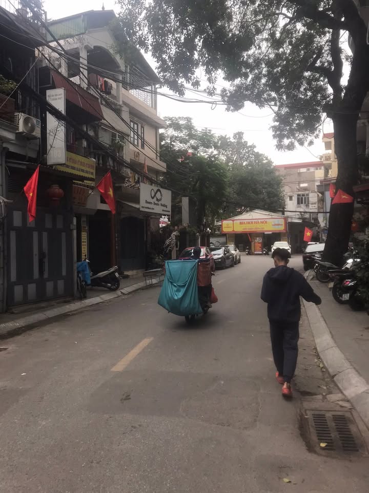 Phòng thuê 80m² Hồng Mai, Hai Bà Trưng - Vị trí trung tâm, sẵn sàng ở!