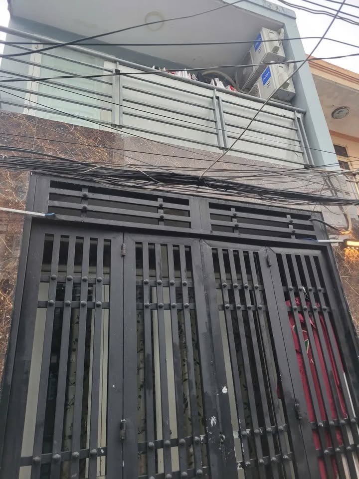 Cho Thuê Nhà Hẻm Lê Văn Lương Quận 7 - 18m², 2PN, Giá 5 Triệu/Tháng