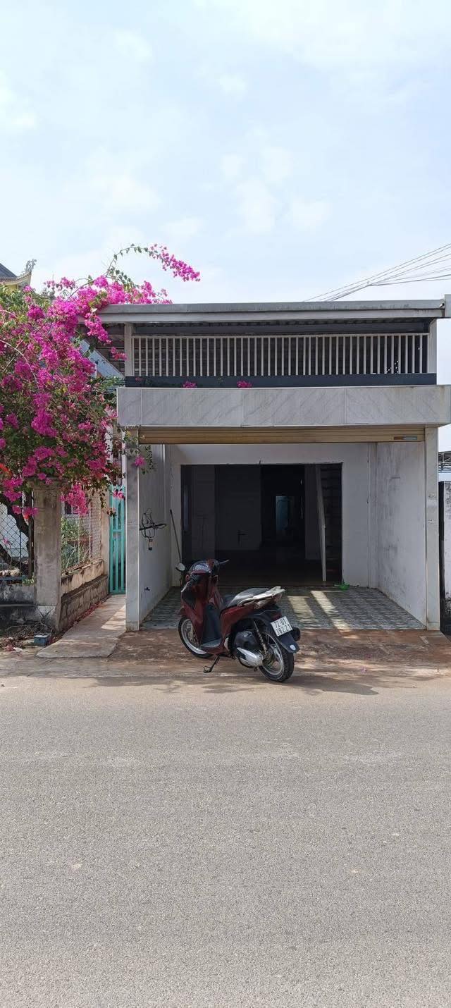 Cho thuê nhà mặt tiền kinh doanh Đường Số 3, Bà Rịa - 100m², 3 Triệu/tháng