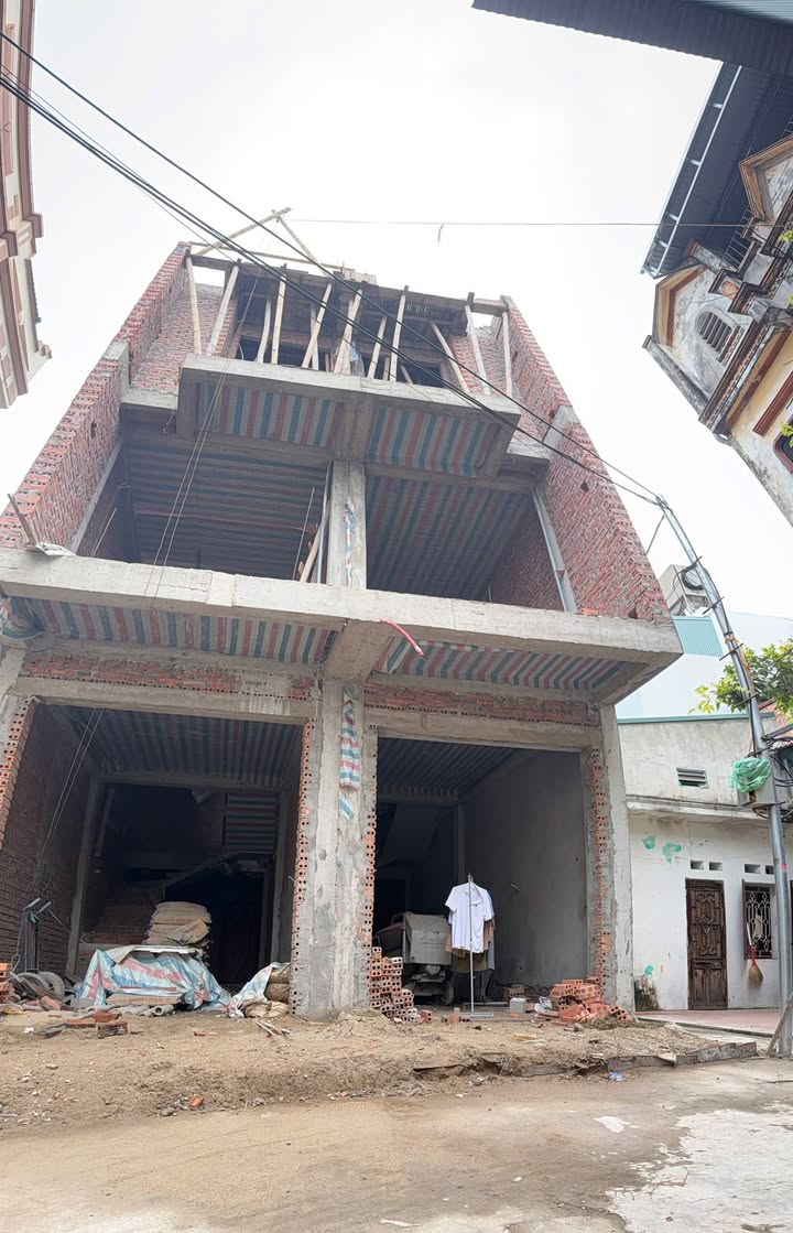 Nhà 3 Tầng Ngõ Ô Tô Phố Ngô Sỹ Liêm 46m² - Giá 2 Tỷ Tốt