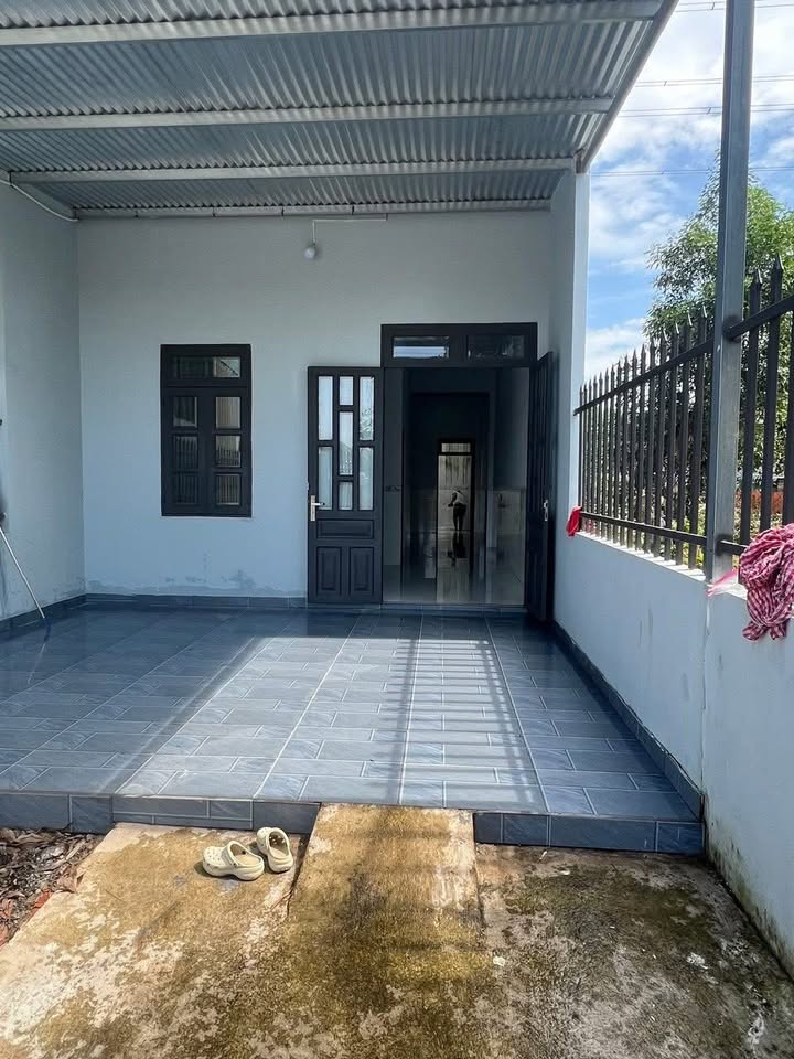 Nhà 100m² Sổ Hồng Sẵn Sàng Sau Chợ Sông Mây - Giá 890 Triệu