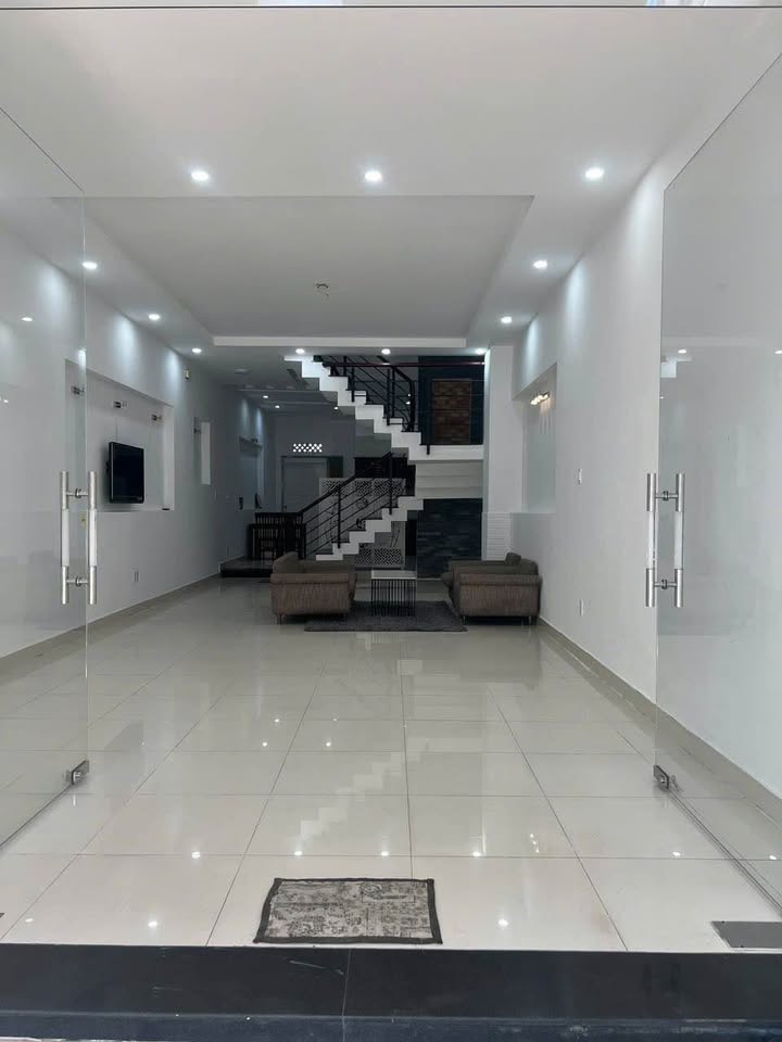 Thuê Nhà KDC Chánh Nghĩa 100m² Giá 25 Triệu - Vị trí kinh doanh!