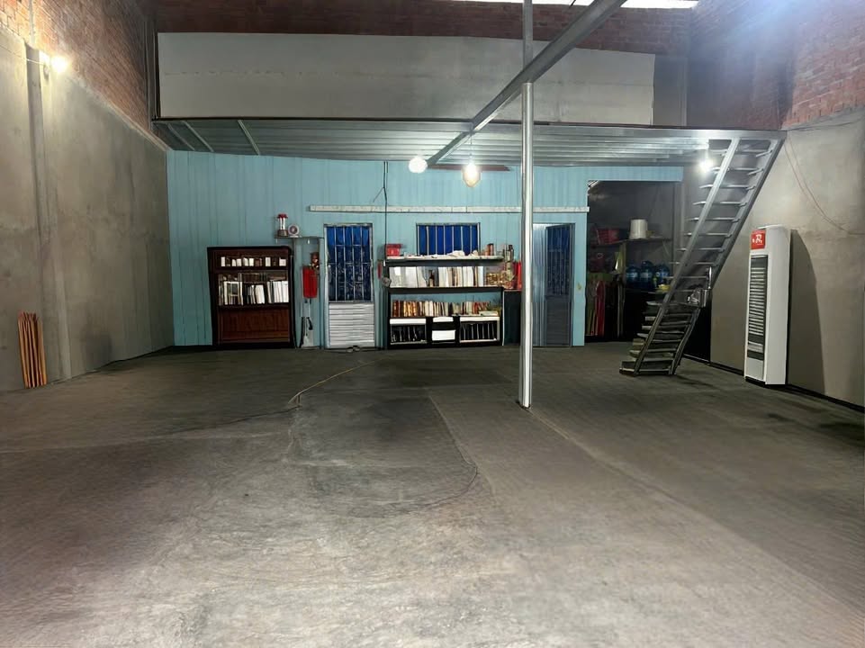 Nhà 180m² Quốc lộ 80, Cần Thơ - Vừa ở vừa kinh doanh, giá 1.5 tỷ