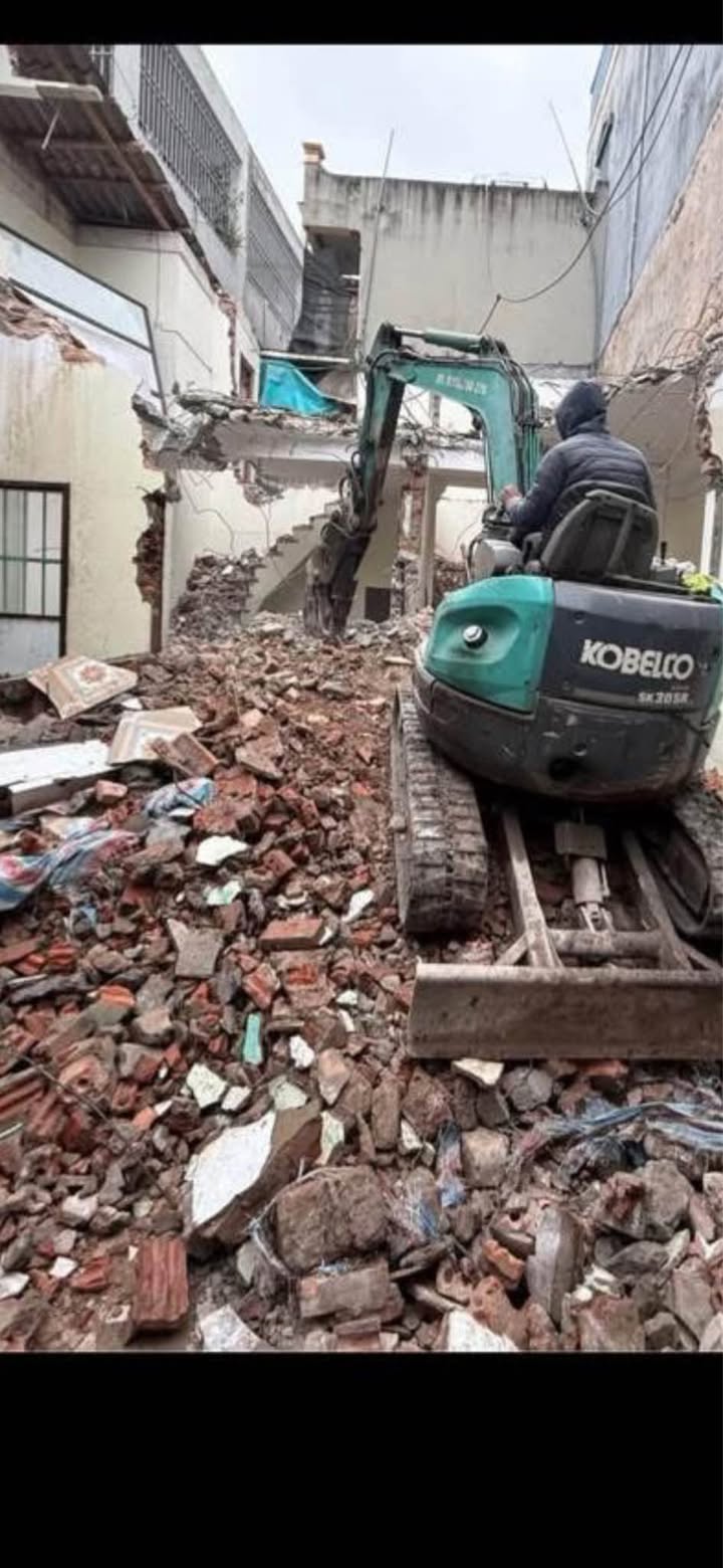 Bán Đất Vàng 50m² Ngõ Phạm Thế Lịch, Nam Định - Sổ Đỏ, Giá 1.78 Tỷ