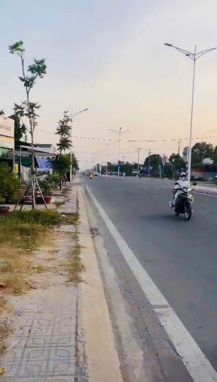 Nhà Phố Trần Phú Tây Ninh 145m² - Mặt tiền kinh doanh, giá 2.49 tỷ