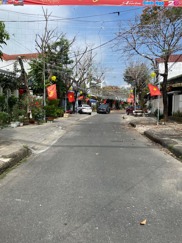 Đất nền P. Tân Thạnh Tam Kỳ 140m² giá 2.2 tỷ - Sổ đỏ chính chủ