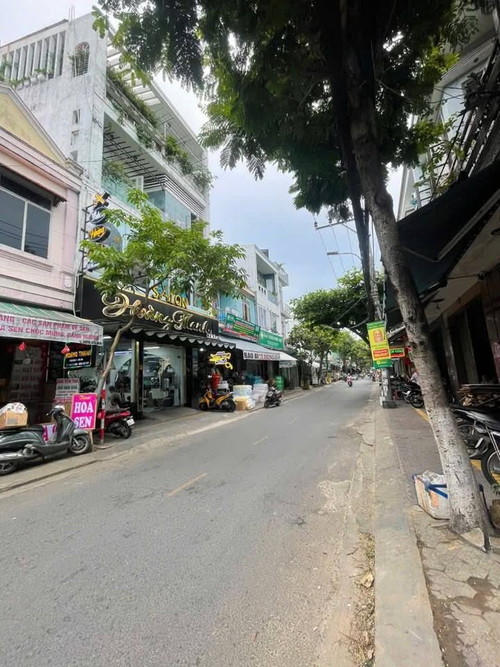 Nhà Mặt Tiền Cù Chính Lan 75m² 8 Tỷ - Vị Trí Kinh Doanh Đắc Địa!