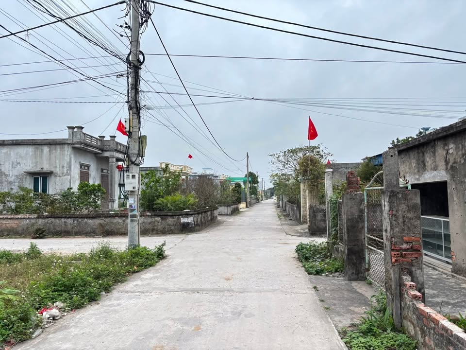 Đất nền Nam Trung Tiền Hải 83m² giá 800 triệu - Sổ đỏ chính chủ!