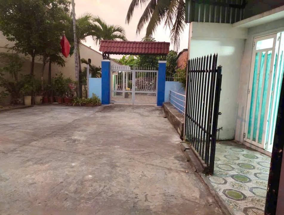 Cho thuê nhà Trà Nóc, Cần Thơ - 2PN, 100m² Dtsd, Giá 3 Triệu/Tháng