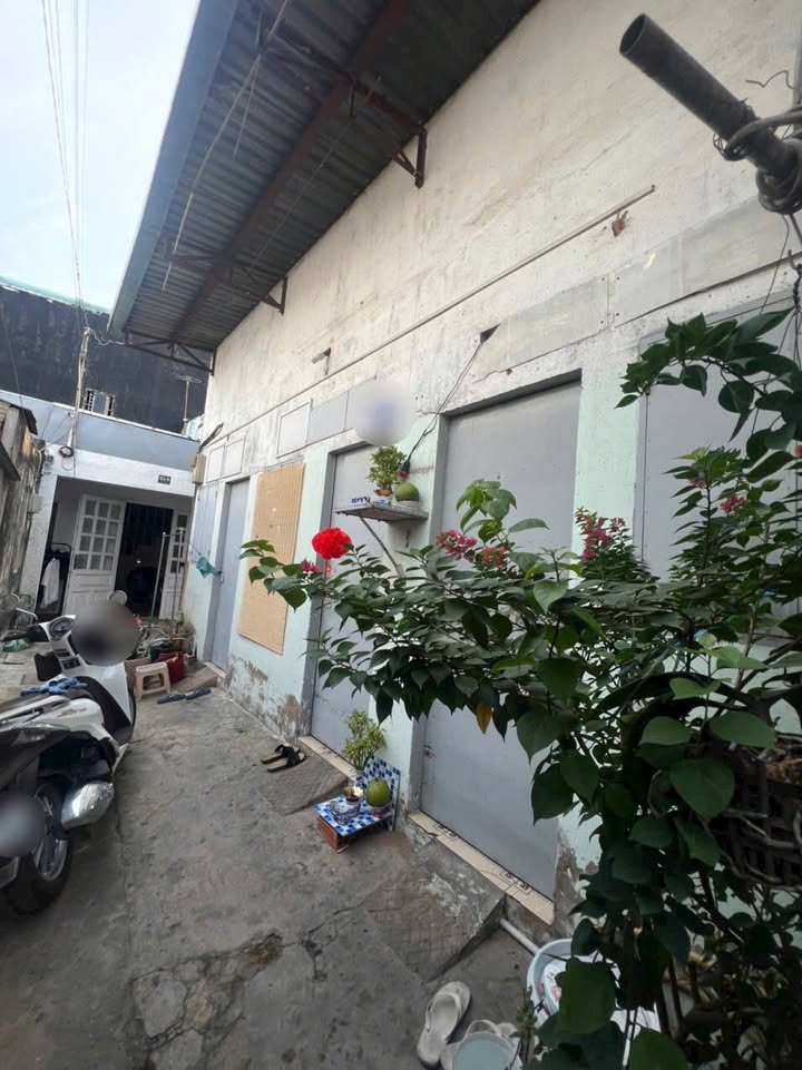 Nhà 45m² Linh Trung, Thủ Đức - Giá 1.5 Tỷ, Bán Gấp, Sổ Đỏ