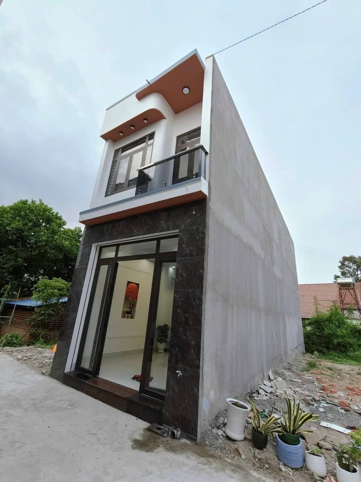 Nhà Riêng Dĩ An 68m² giá từ 2 tỷ - Sẵn sàng ở ngay!