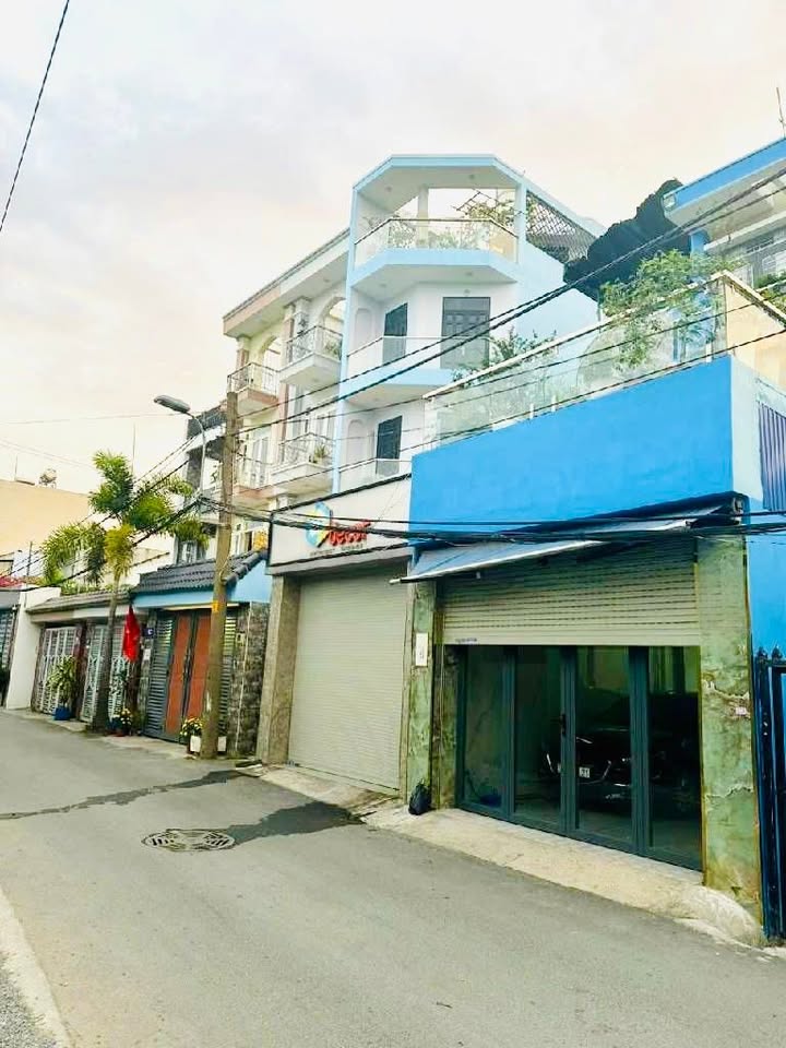 Nhà Mặt Tiền Nguyễn Đôn Tiết Q.Thủ Đức 61m² 5 Tầng - Kinh Doanh Đắc Lộc