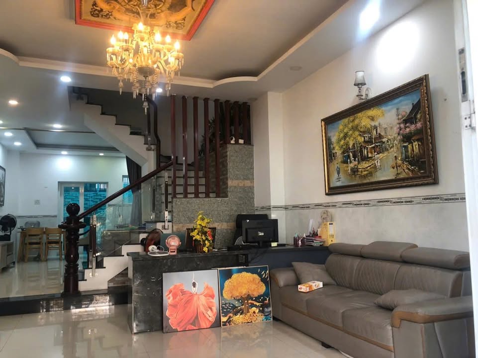 Nhà phố Phố Đông Village Thủ Đức 85m² giá 9 tỷ - Đầu tư sinh lời!