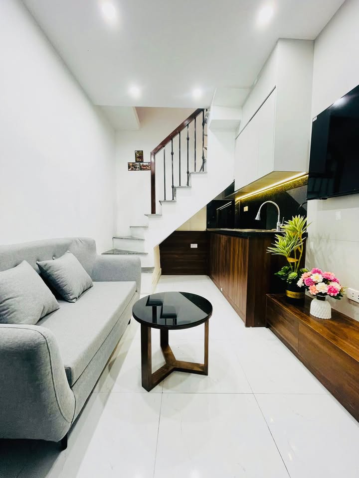 Nhà riêng Đống Đa 15m² giá 4.8 tỷ - Sẵn sàng ở ngay!