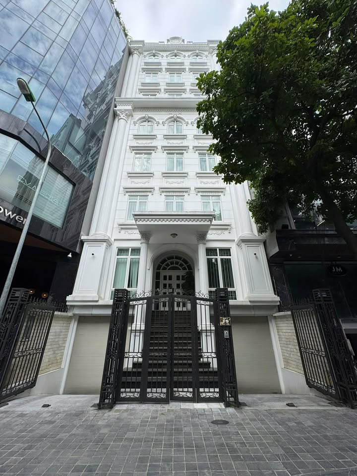 Nhà Phân Lô Mặt Ngõ Ô Tô Tránh Thái Hà 80m² x 8 Tầng - Kinh Doanh Đỉnh Cao - 48 Tỷ