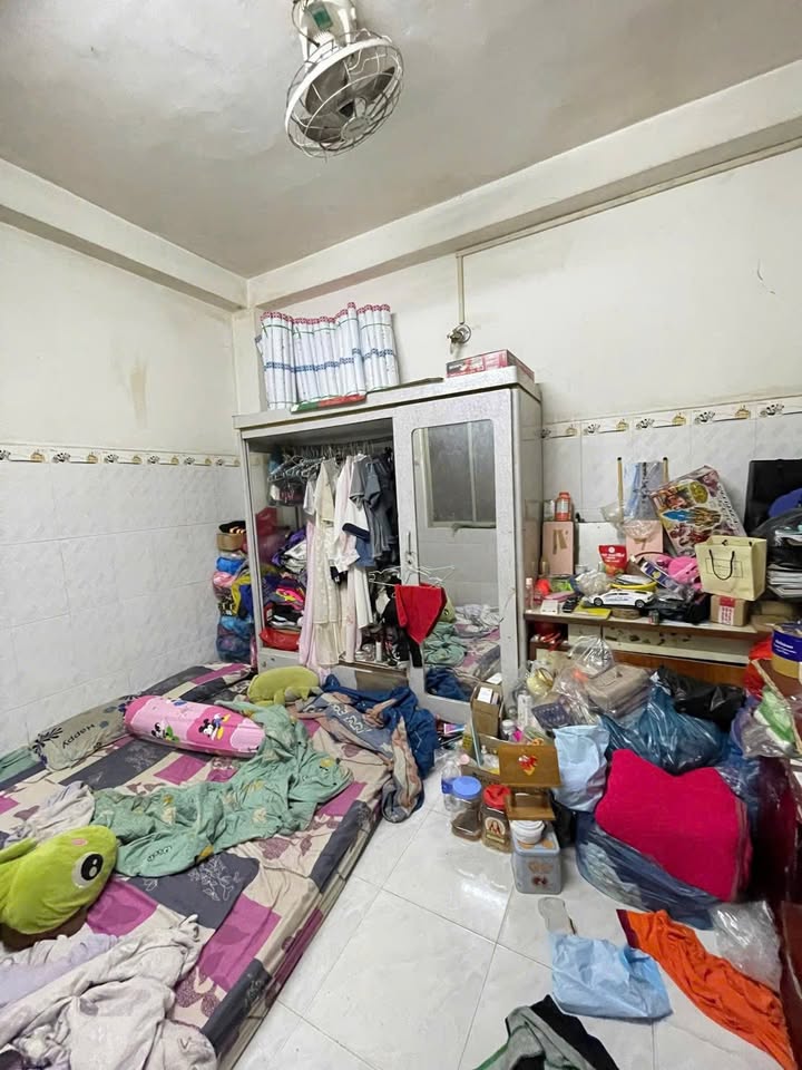 Nhà riêng Trần Nguyên Hãn, Quận 8 64m² - Sổ hồng sẵn, vào ở ngay!