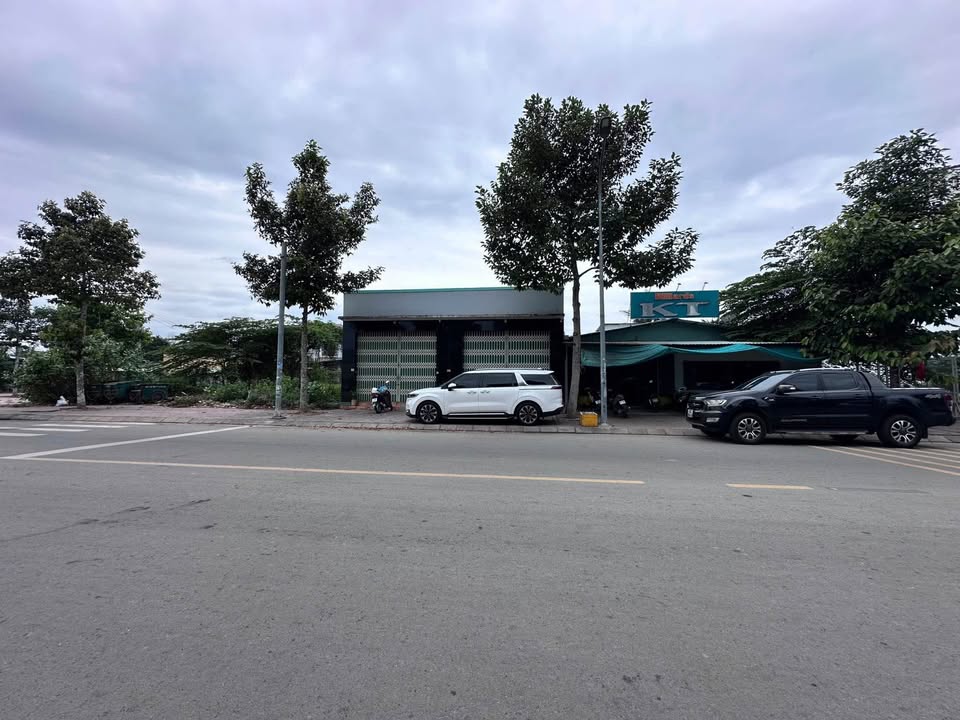 Nhà Cấp 4 N1 Mỹ Tho 115m² - Kế Trường Chuyên, Vị trí Đẹp!